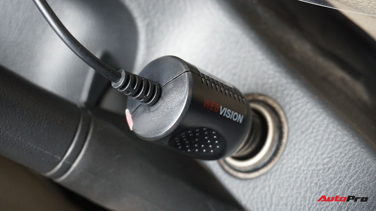 Đ&aacute;nh gi&aacute; camera h&agrave;nh tr&igrave;nh Webvision M39: Dễ lắp đặt, nhiều t&iacute;nh năng an to&agrave;n cho &ocirc; t&ocirc; - Ảnh 10.