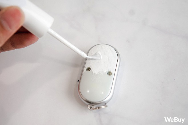 Chớ dại che vết xước bằng b&uacute;t ma thuật 20.000 đồng, su&yacute;t ch&uacute;t nữa t&ocirc;i phải mang xe đi sơn lại - Ảnh 5.