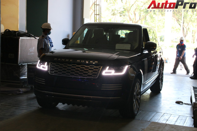 Hàng nóng Range Rover Autobiography LWB lộ diện ngay trước thềm Triển lãm Ô tô Việt Nam 2018 - Ảnh 2.