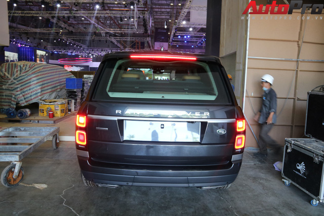 Hàng nóng Range Rover Autobiography LWB lộ diện ngay trước thềm Triển lãm Ô tô Việt Nam 2018 - Ảnh 7. Hàng nóng Range Rover Autobiography LWB lộ diện ngay trước thềm Triển lãm Ô tô Việt Nam 2018 - Ảnh 7.