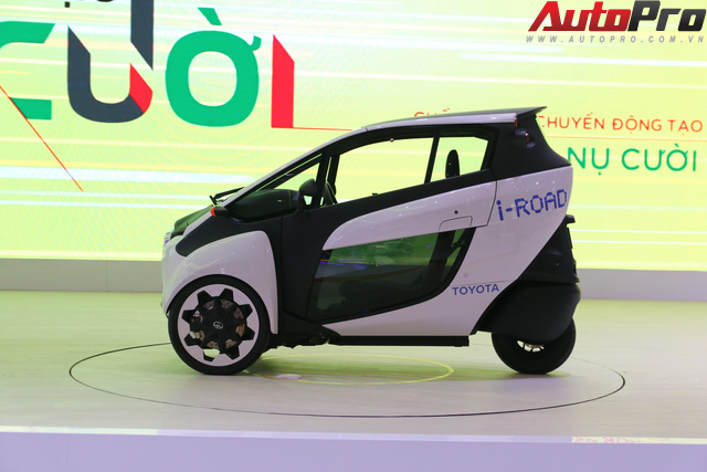 Chi tiết Toyota i-ROAD - Concept ô tô điện 3 bánh cho đô thị ra mắt tại Việt Nam - Ảnh 3.
