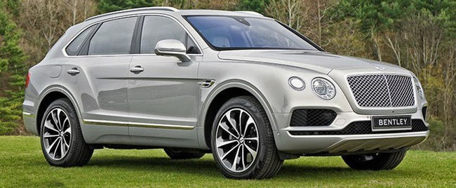 C&oacute; một sự thật bất ngờ l&agrave; Nữ ho&agrave;ng kh&ocirc;ng c&oacute; bằng l&aacute;i xe nhưng bộ sưu tập xe hơi của b&agrave; khiến nhiều người phải cho&aacute;ng ngợp - Ảnh 22.