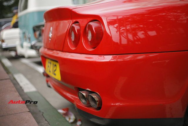 Soi chi tiết bộ đôi siêu xe Ferrari hàng hiếm cùng dàn xe cổ độc đáo tại Hà Nội - Ảnh 6.