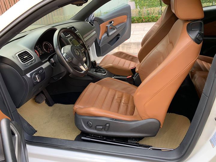 D&iacute;nh dớp lỗi hộp số, Volkswagen Scirocco 2010 chỉ rao b&aacute;n ngang Hyundai Grand i10 - Ảnh 4.