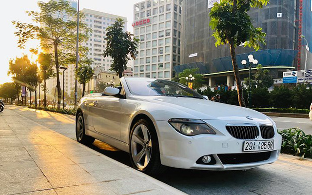 Sau 12 năm, siêu phẩm BMW 650i Cabriolet chỉ đắt hơn Toyota Altis gần 50 triệu đồng - Ảnh 1.