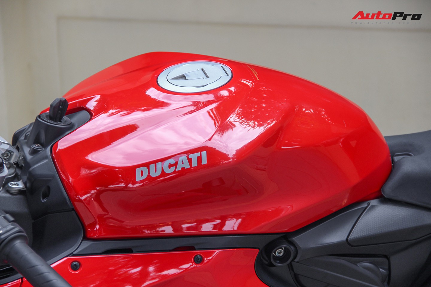 Ducati 959 Panigale lăn bánh hơn 6.500km rao bán lại giá chỉ hơn 400 triệu đồng - Ảnh 8. Ducati 959 Panigale lăn bánh hơn 6.500km rao bán lại giá chỉ hơn 400 triệu đồng - Ảnh 8.