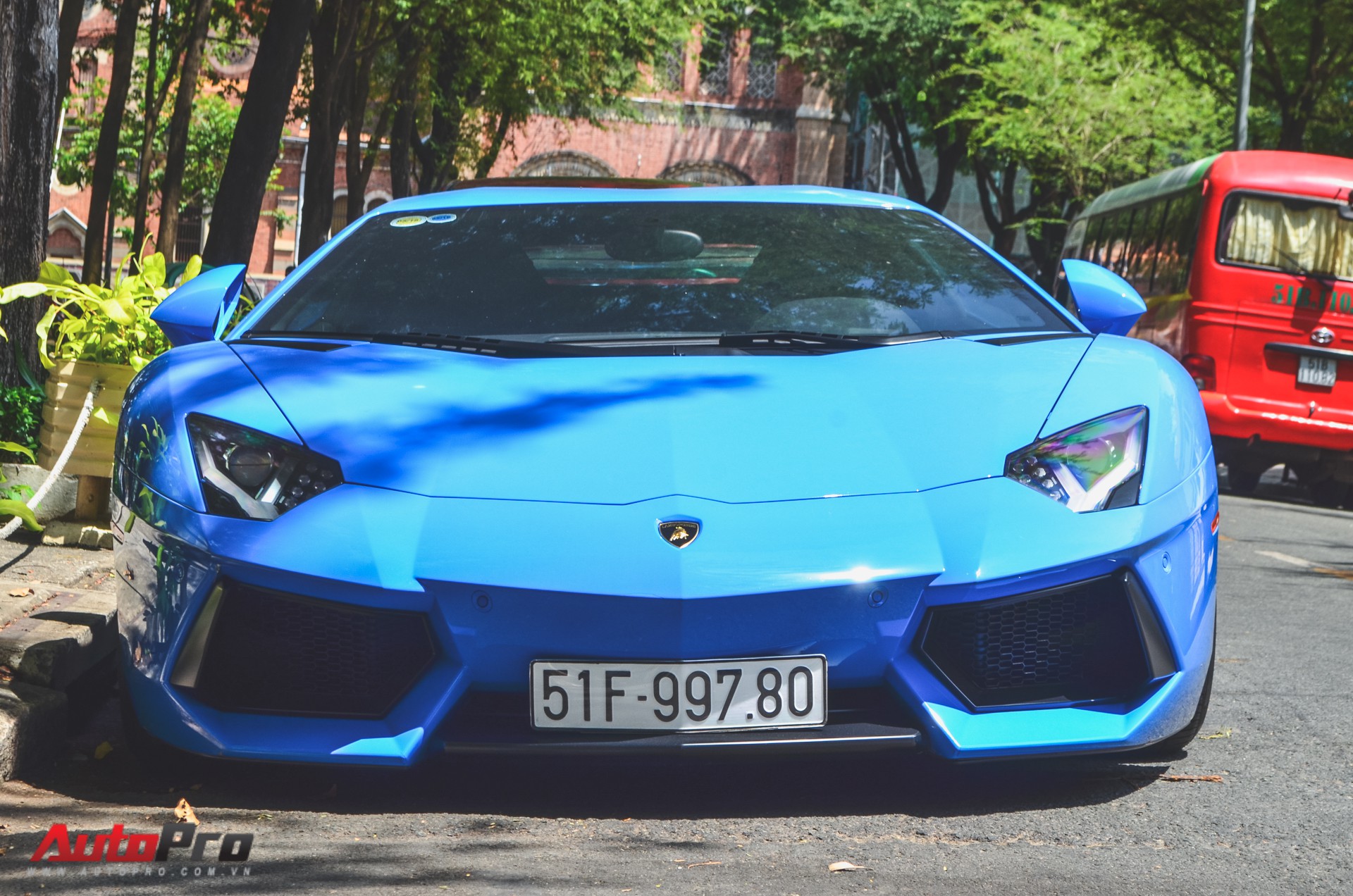 Si&ecirc;u xe Lamborghini Aventador xanh dương độc nhất Việt Nam xuất h&agrave;nh đầu năm - Ảnh 2.
