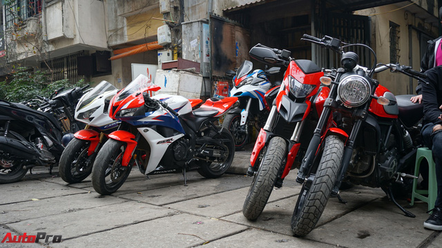 Dàn xe mô tô phân khối lớn của biker Hà Nội tụ họp dịp đầu năm - Ảnh 2.