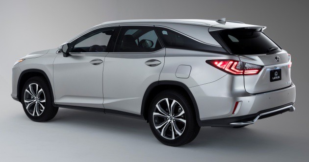 Lexus RX 350L 7 chỗ gần về tới Việt Nam - Ảnh 1.