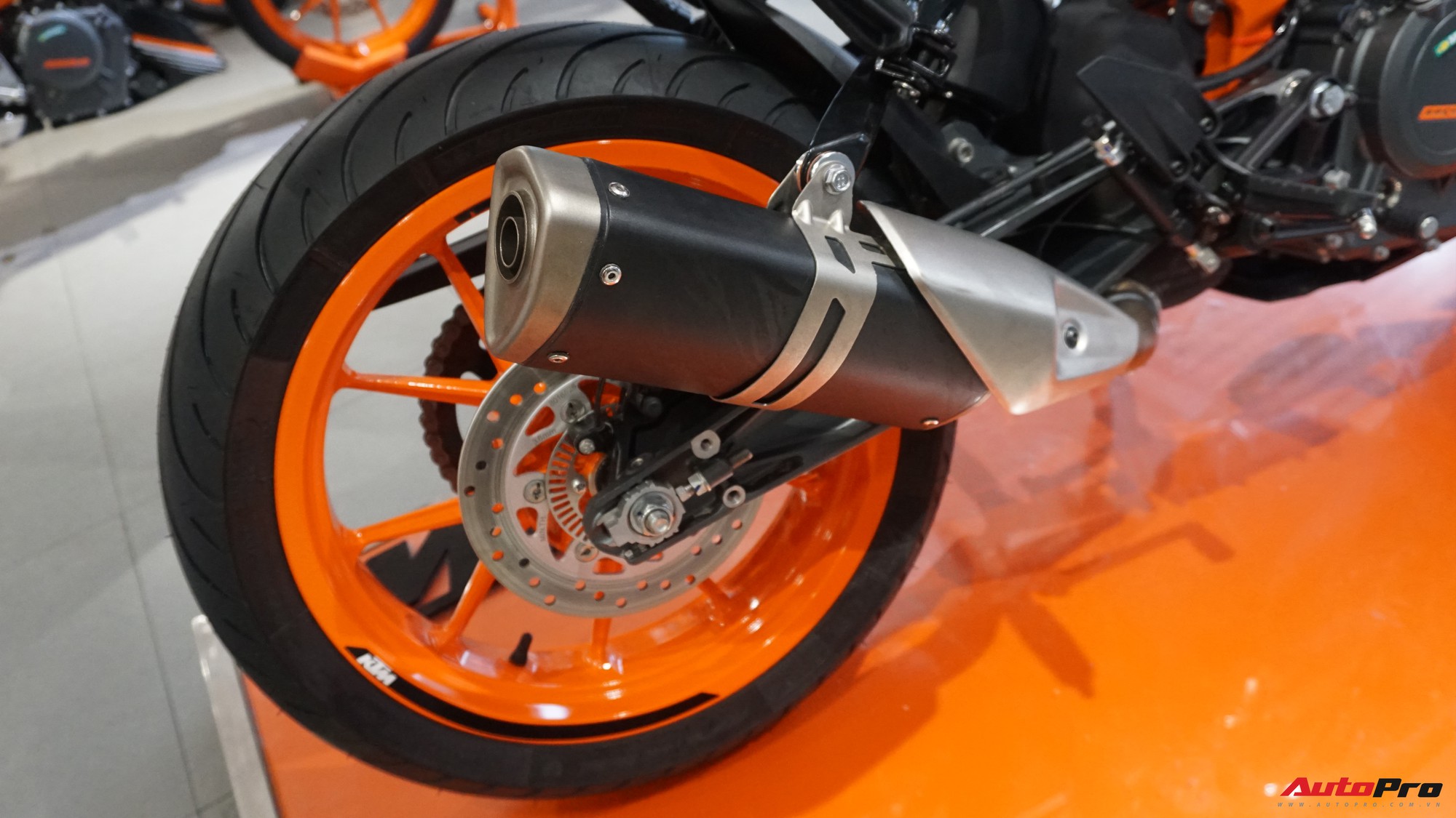 Cũ KTM Duke 390 2018 giá 128 triệu đồng Đi phố lanh nhất trong phân khúc 400cc Xefun #41 Cũ KTM Duke 390 2018 giá 128 triệu đồng Đi phố lanh nhất trong phân khúc 400cc Xefun