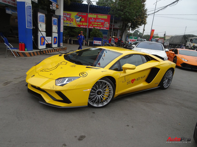 Nhìn lại Car & Passion ngày 3: Hành trình đi Ninh Bình nhẹ nhàng hơn sau chặng đường khó lên Sapa - Ảnh 38. Nhìn lại Car & Passion ngày 3: Hành trình đi Ninh Bình nhẹ nhàng hơn sau chặng đường khó lên Sapa - Ảnh 38.