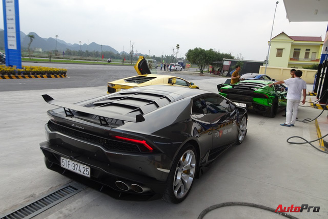 Nhìn lại Car & Passion ngày 3: Hành trình đi Ninh Bình nhẹ nhàng hơn sau chặng đường khó lên Sapa - Ảnh 3. Nhìn lại Car & Passion ngày 3: Hành trình đi Ninh Bình nhẹ nhàng hơn sau chặng đường khó lên Sapa - Ảnh 3.