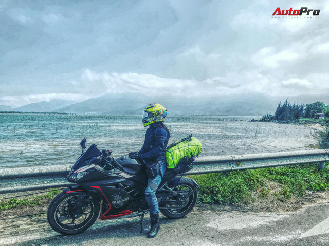 Nữ biker 8X chạy xuyên Việt trên Kawasaki Ninja 300: Đi để thử thách bản thân - Ảnh 8.