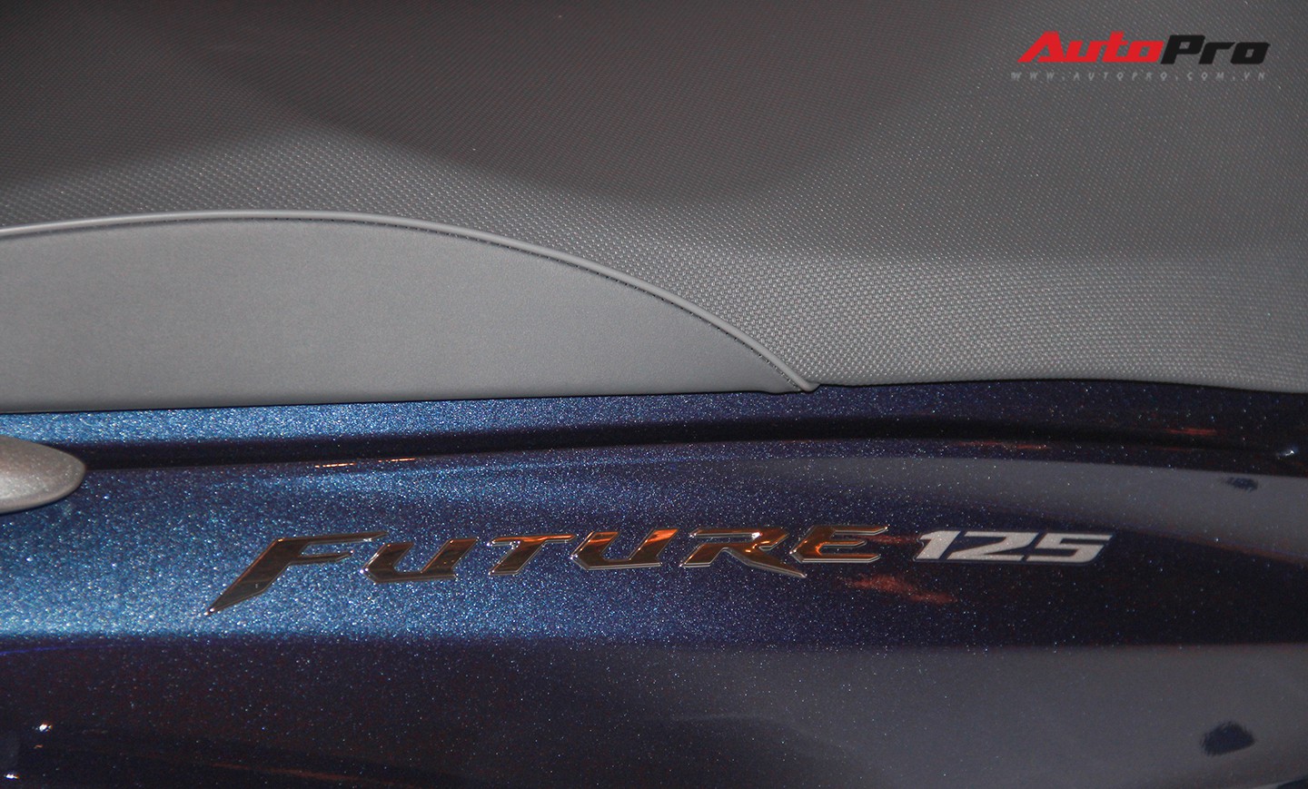 Chi tiết Honda Future 2018 gi&aacute; từ 30,2 triệu, xe số đầu ti&ecirc;n trang bị đ&egrave;n pha LED tại Việt Nam - Ảnh 15.