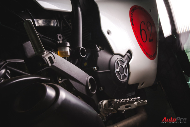 Hy sinh sự thực dụng bằng cái đẹp, biker Việt biến Ducati Scrambler Sixty2 sang kiểu dáng Cafe Racer - Ảnh 2.