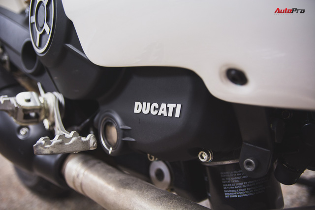 Hy sinh sự thực dụng bằng cái đẹp, biker Việt biến Ducati Scrambler Sixty2 sang kiểu dáng Cafe Racer - Ảnh 16.