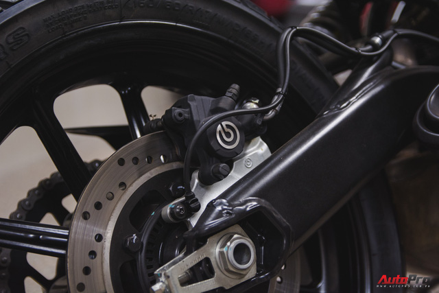 Hy sinh sự thực dụng bằng cái đẹp, biker Việt biến Ducati Scrambler Sixty2 sang kiểu dáng Cafe Racer - Ảnh 13.
