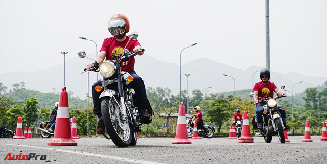 Royal Enfield lần đầu mang hành trình One Ride tới Việt Nam - Ảnh 12.