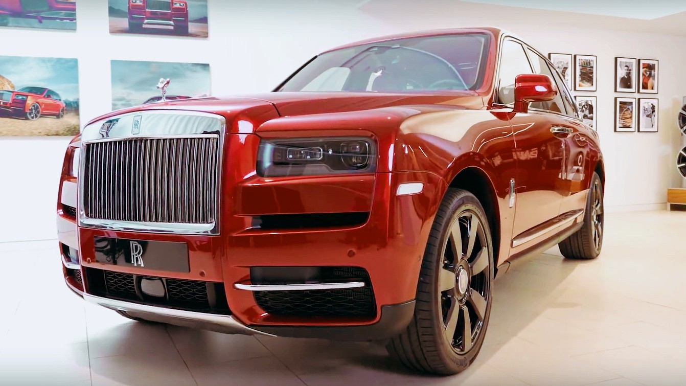 RollsRoyce Spectre EV 2023 Review Stylish First Effort  WIRED