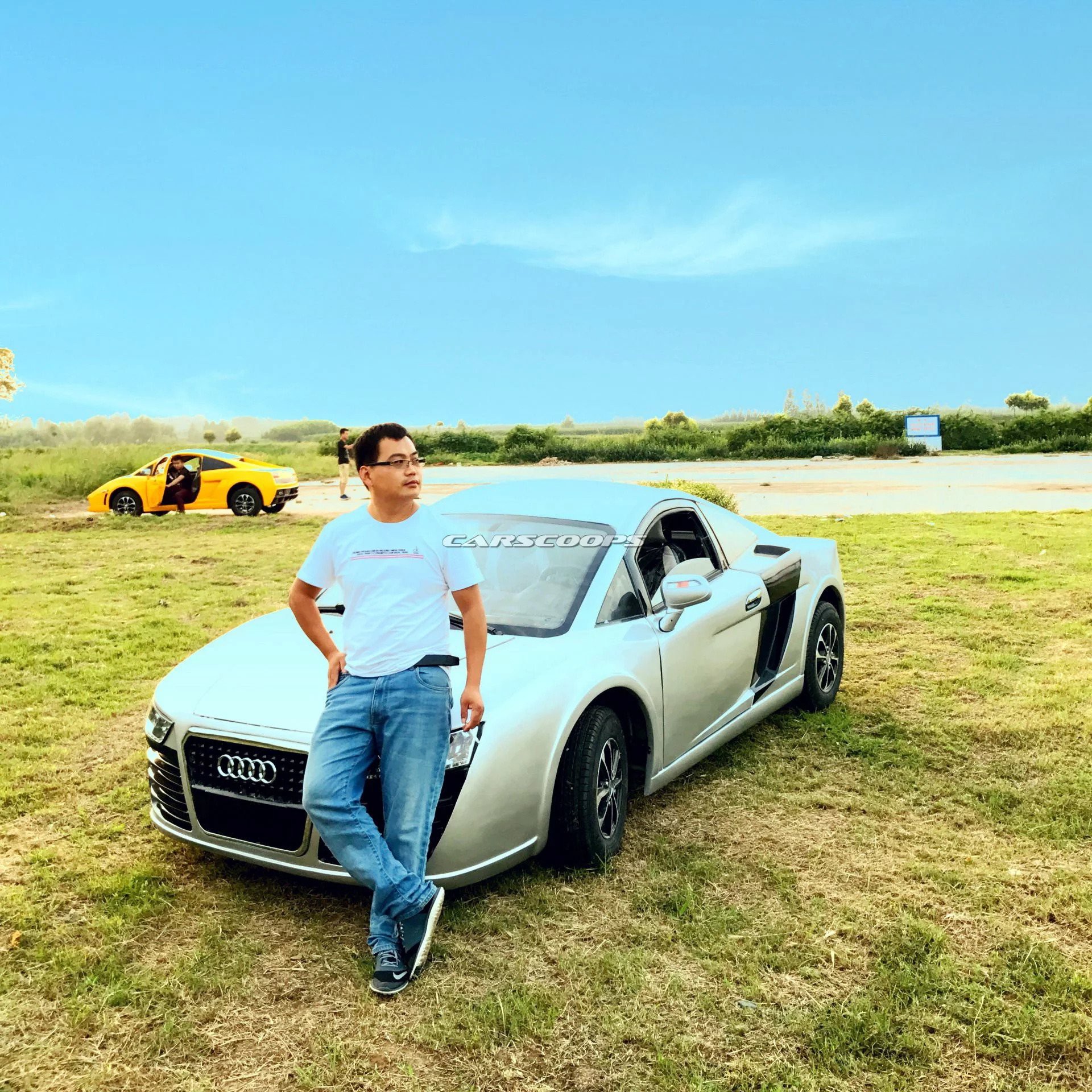 Bugatti Chiron, Lamborghini Murcielago và Audi R8