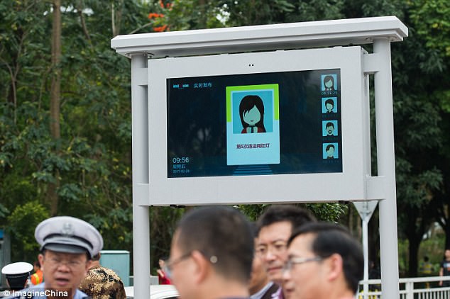 Chẳng khác gì Hollywood: Lái xe tại Trung Quốc sai luật sẽ bị bêu cả mặt lẫn tên nhờ hệ thống AI cực kỳ tiên tiến - Ảnh 3.