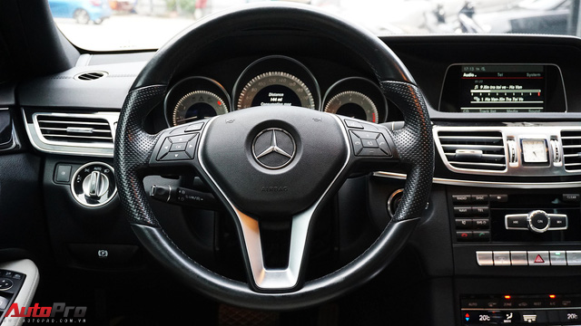 Mỗi năm chạy xe, chủ nhân Mercedes-Benz E250 lỗ hơn 300 triệu đồng - Ảnh 9.