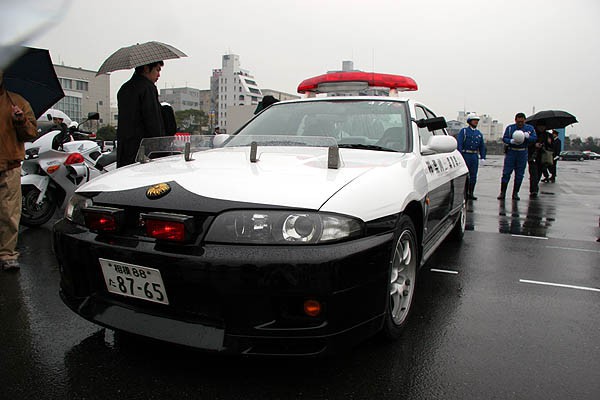 Đại gia bí ẩn tặng Nissan GT-R cho lực lượng cảnh sát Nhật Bản - Ảnh 8.