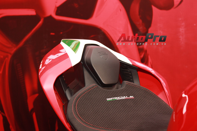 Ducati Panigale V4 Speciale đầu tiên châu Á về tay đại gia Việt Nam - Ảnh 7.