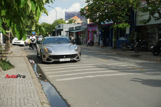 Dàn siêu xe hàng độc của ông chủ Trung Nguyên “nhá hàng” trên phố Sài Gòn trước roadshow - Ảnh 5.
