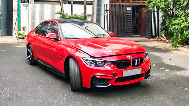 Sau khi độ full bài, chủ xe bất ngờ bán lại BMW 320i LCi 2015 với giá 1,2 tỷ đồng - Ảnh 1. Sau khi độ full bài, chủ xe bất ngờ bán lại BMW 320i LCi 2015 với giá 1,2 tỷ đồng - Ảnh 1.