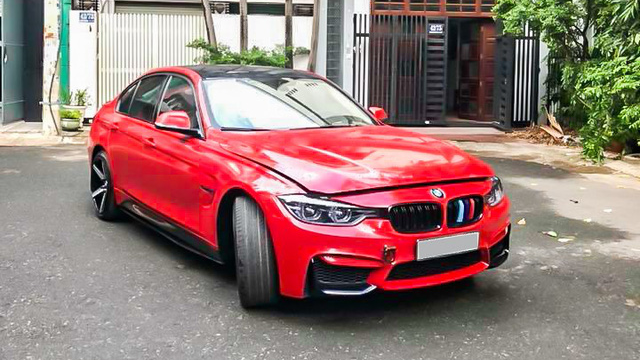 Sau khi độ full bài, chủ xe bất ngờ bán lại BMW 320i LCi 2015 với giá 1,2 tỷ đồng - Ảnh 1.