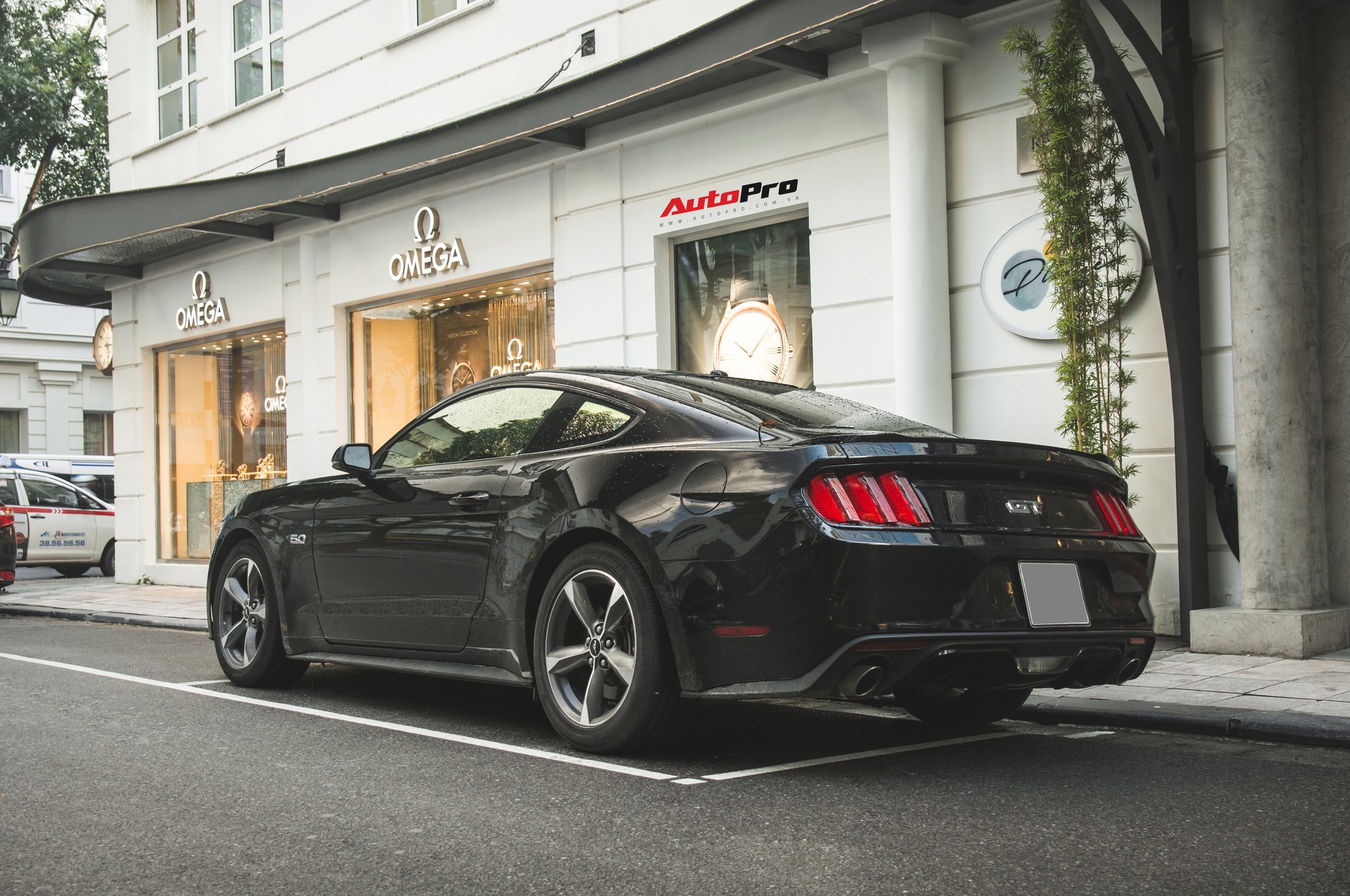 Ford Mustang GT 2017 - Ngựa hoang ít bầy đàn trên đường phố Việt - Ảnh 10.