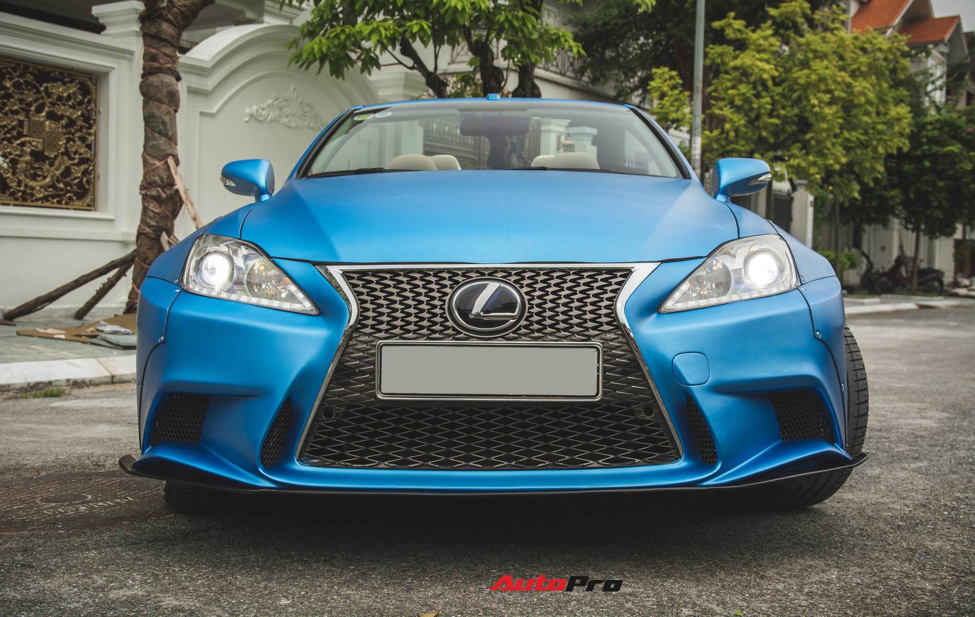 Modified 250c Lexus IS 250C độ wide bodykit kiểu LibertyWalk tại Hà Nội