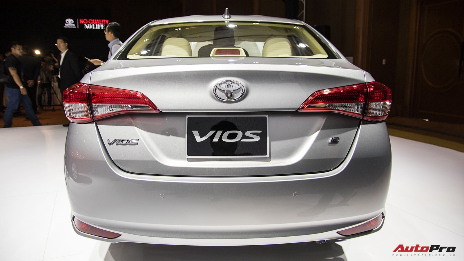 Toyota Vios 2018 có gì để đấu Hyundai Accent Honda City  Ôtô
