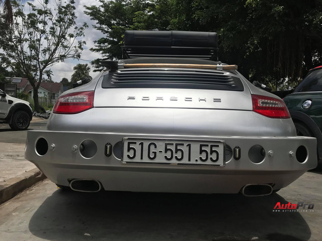 Thợ Việt lột xác xe thể thao Porsche 911 Carrera theo phong cách trèo đèo lội suối - Ảnh 6.