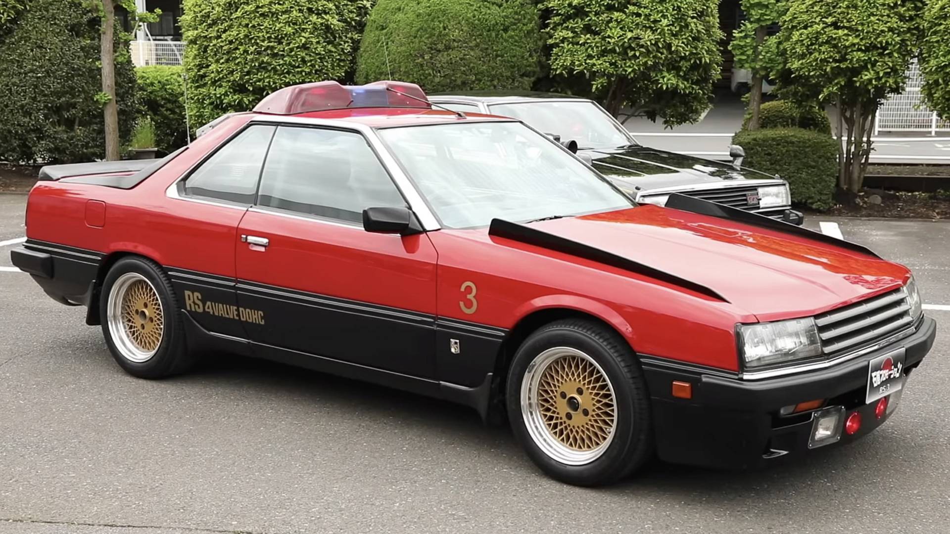 Lá»™ diện kho tà ng xe Nissan cảnh sát cổ đầy chất chÆ¡i tại Nháºt Bản - Ảnh 3. Lá»™ diện kho tà ng xe Nissan cảnh sát cổ đầy chất chÆ¡i tại Nháºt Bản - Ảnh 3.