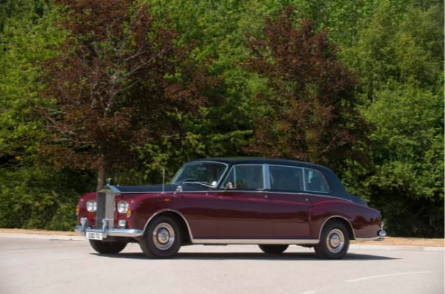  Hoàng gia Anh rao bán bộ sưu tập xe Rolls-Royce đắt giá - Ảnh 6.