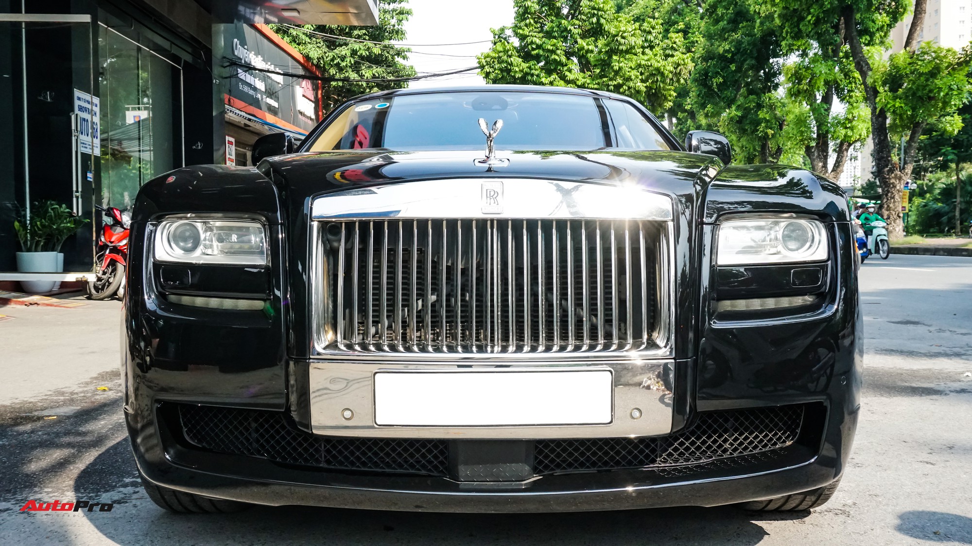 Rolls Royce Ghost Black Badge Giá  Thông số 2023  Blog Xe Hơi Carmudi