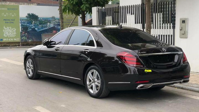 Đại gia Hà Nội chấp nhận lỗ hơn nửa tỷ đồng để bán lại Mercedes-Benz S450 L mới tậu - Ảnh 3.