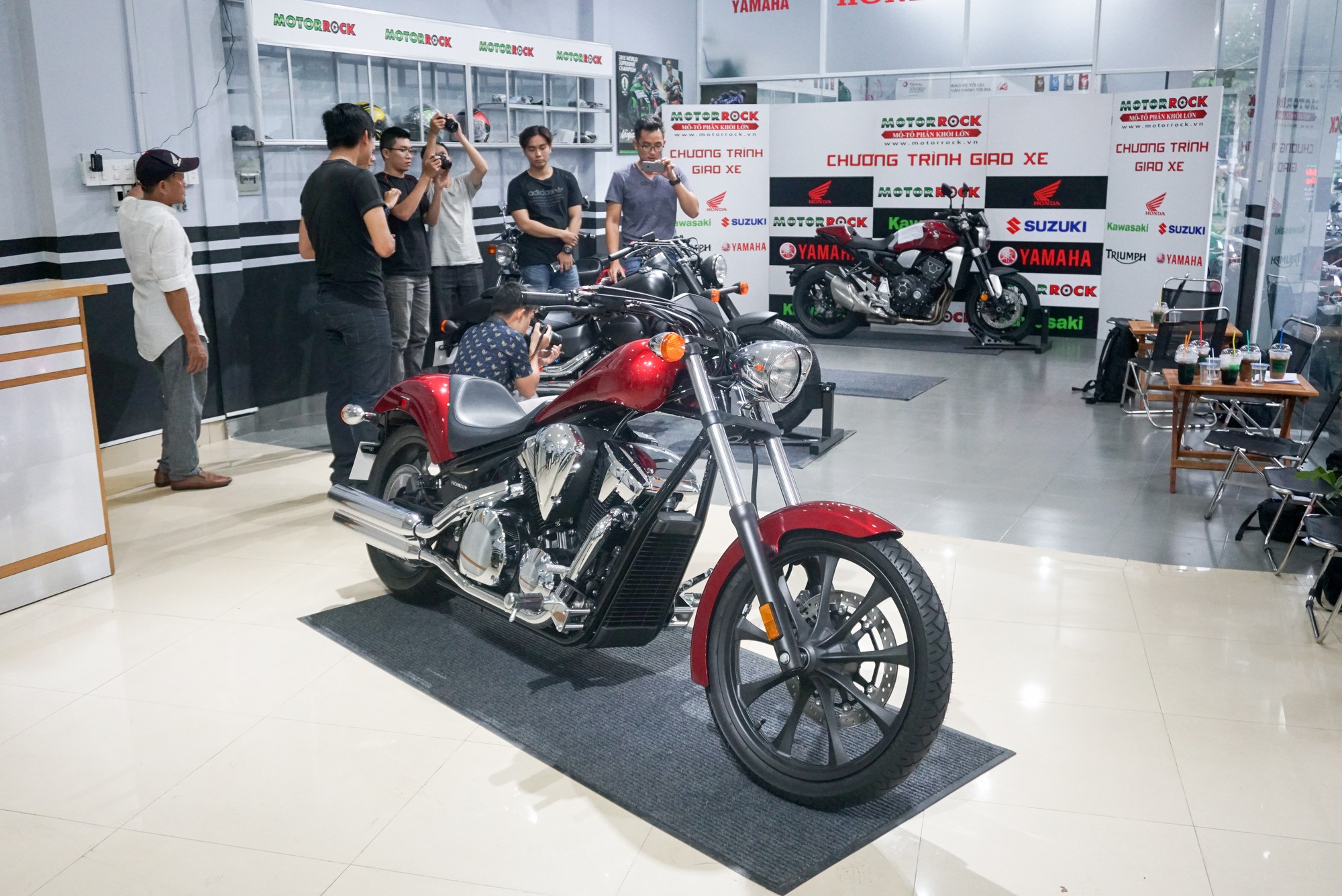 Top 5 dòng xe phân khối lớn Honda tại Việt Nam  Honda bigbike Phát Tiến   YouTube