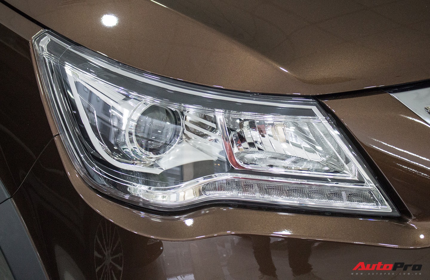 BAIC F6 nhái Lexus RX, giá 588 triệu đồng cạnh tranh Toyota Innova tại ...