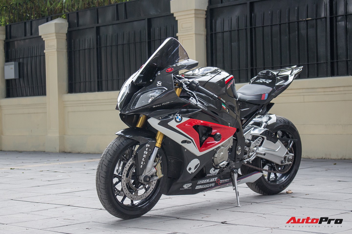 Siêu moto BMW S1000RR 2020 chính thức được ra mắt tại Việt Nam