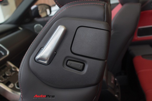 Range Rover Evoque Convertible của nữ Biker nổi tiếng xuống phố - Ảnh 9. Range Rover Evoque Convertible của nữ Biker nổi tiếng xuống phố - Ảnh 9.