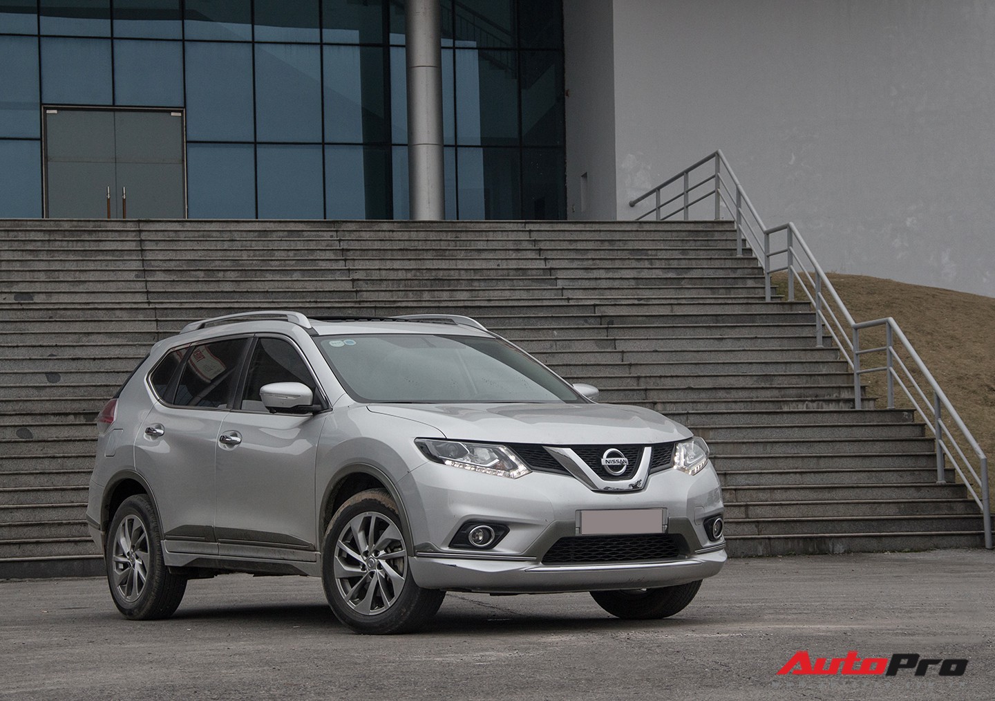 Đánh giá Nissan X-Trail sau 1 tuần sử dụng: Crossover cần sự kiên nhẫn - Ảnh 4. Đánh giá Nissan X-Trail sau 1 tuần sử dụng: Crossover cần sự kiên nhẫn - Ảnh 4.