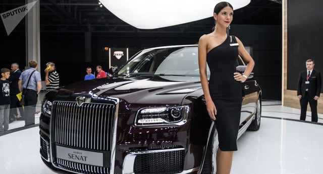 Cận cảnh quy trình sản xuất siêu xe limousine cho Tổng thống Nga - Ảnh 1.