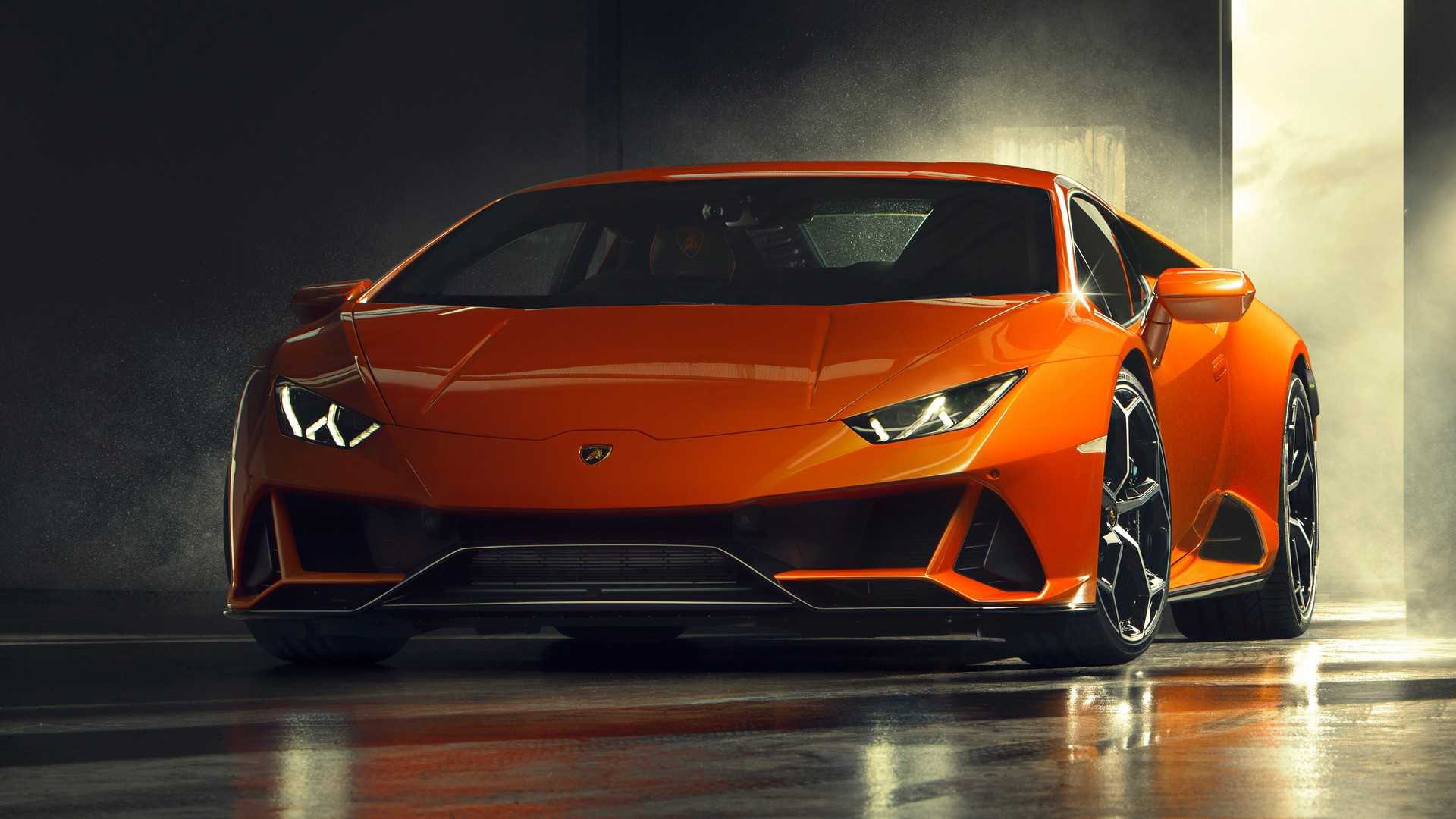 Ra mắt Lamborghini Huracan EVO - Khi siêu xe Performante 'ăn kiêng'