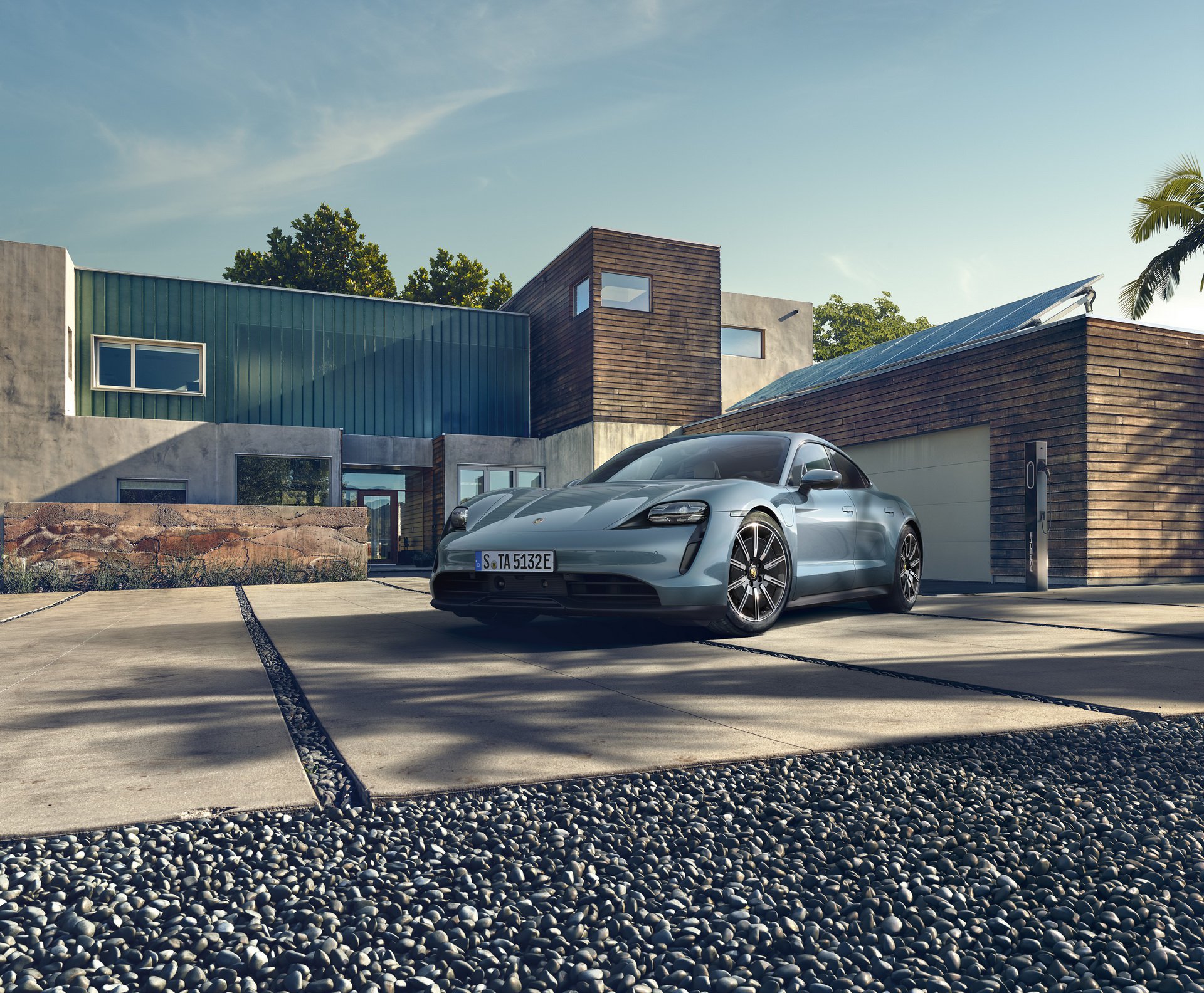 Con số dưới đây cho thấy khả năng móc túi kinh khủng của Porsche Taycan sắp về Việt Nam - Ảnh 1.