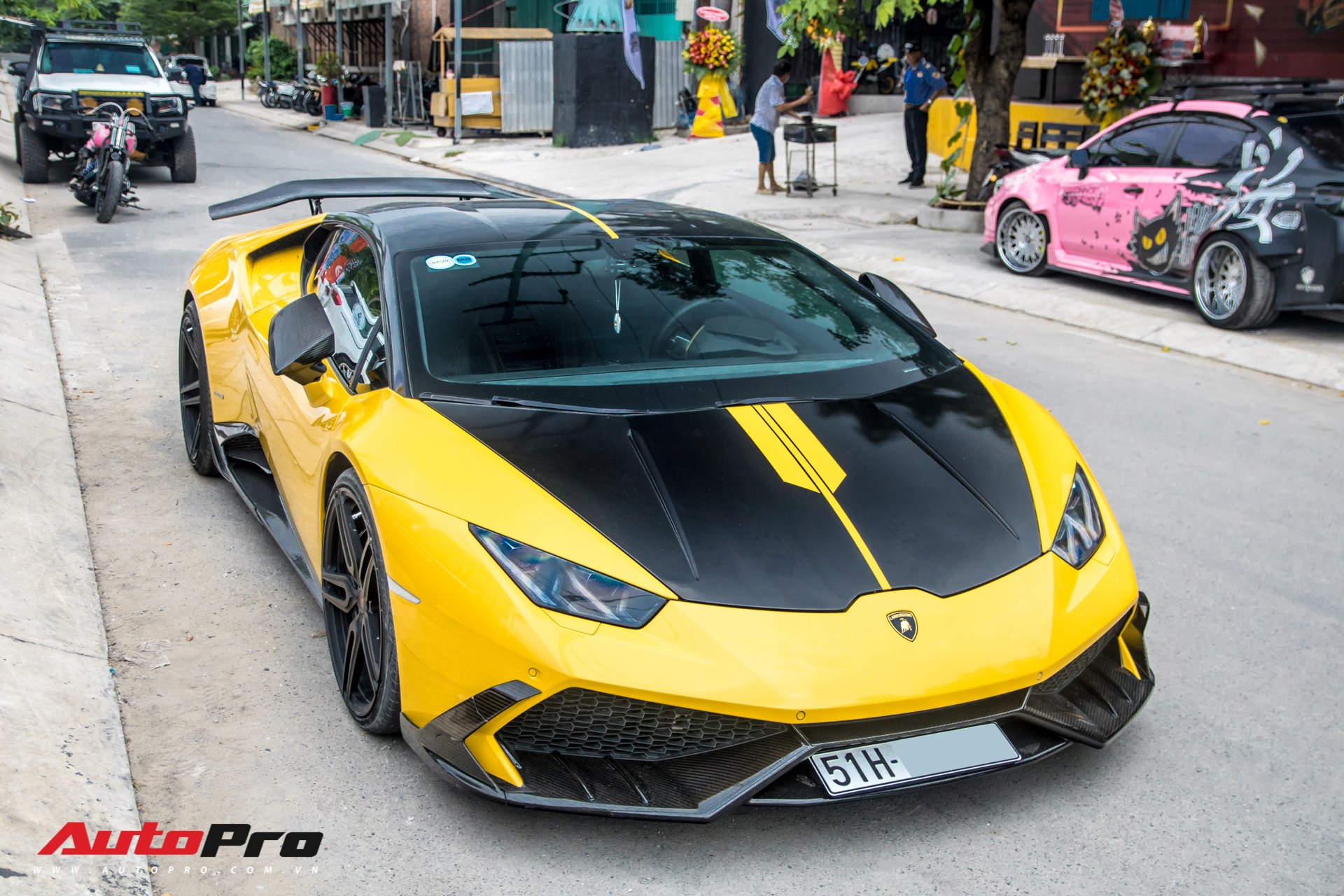 Lamborghini Huracan độ Mansory cực độc tiếp tục đổi chủ - 'siêu bò' long  đong bậc nhất Việt Nam