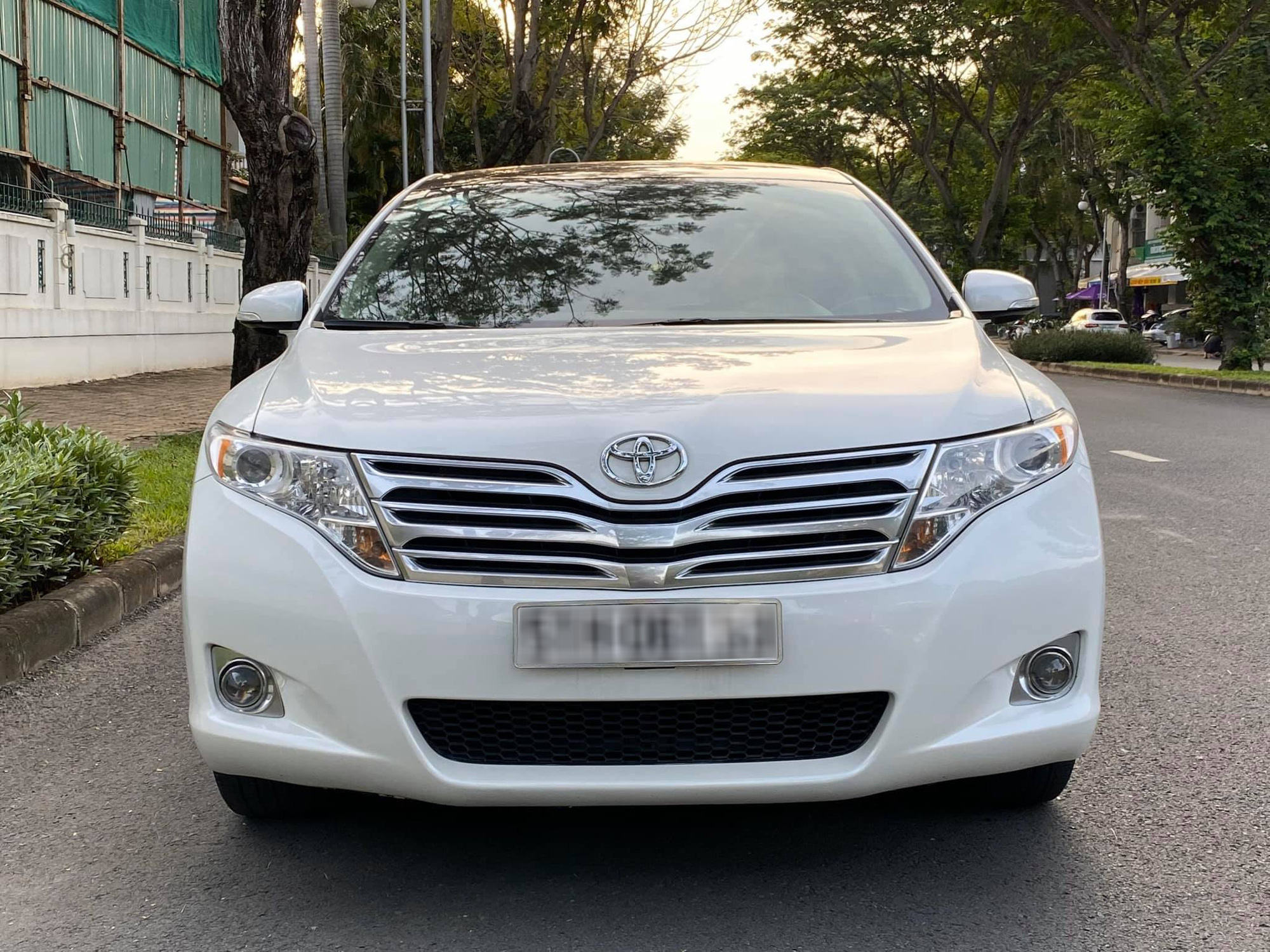 2010 Toyota Venza Review Trims Specs Price New Interior Features  Exterior Design and Specifications  CarBuzz
