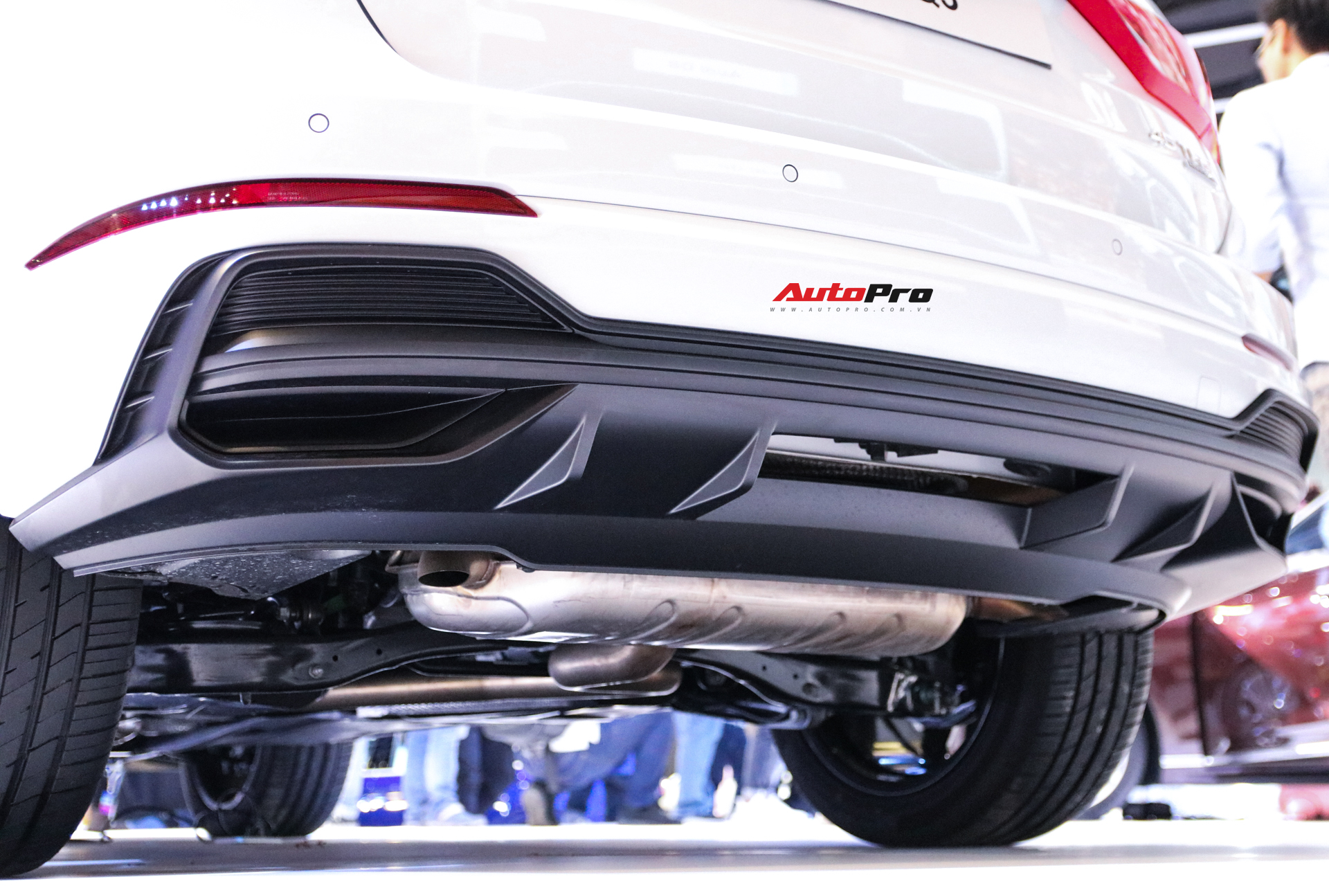 Cận cảnh Audi Q3 mới vừa ra mắt khách hàng Việt Nam: Có gì để đấu Mercedes GLB sắp về nước? - Ảnh 6. Cận cảnh Audi Q3 mới vừa ra mắt khách hàng Việt Nam: Có gì để đấu Mercedes GLB sắp về nước? - Ảnh 6.